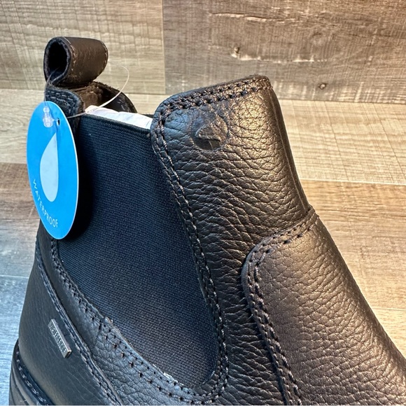 Clarks Morris Up Waterproof Boots ‘Black Tumbled Leather’ - Picture 7 of 7